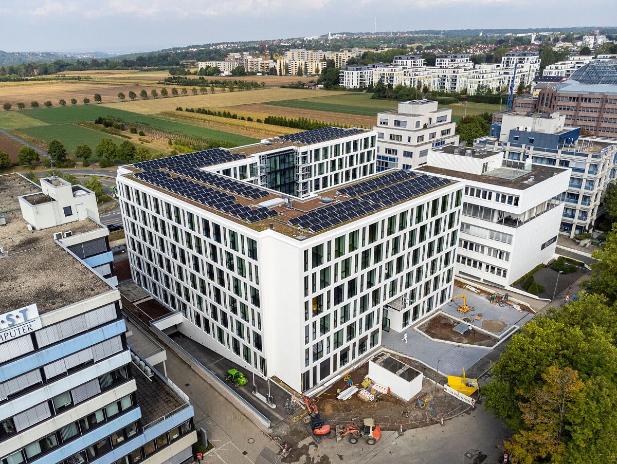 ZÜBLIN Innovation Center, photovoltaic panels