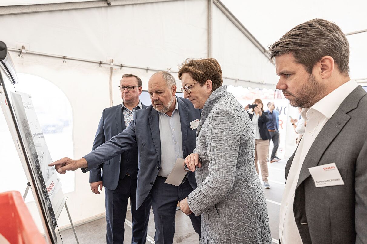 Federal Minister Klara Geywitz visits construction site of STRABAG Circular Construction & Technology Center (C3)